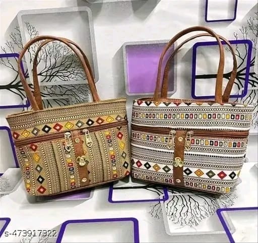 WOMEN PRINTED ARTICLE SHOULDER HANDBAG