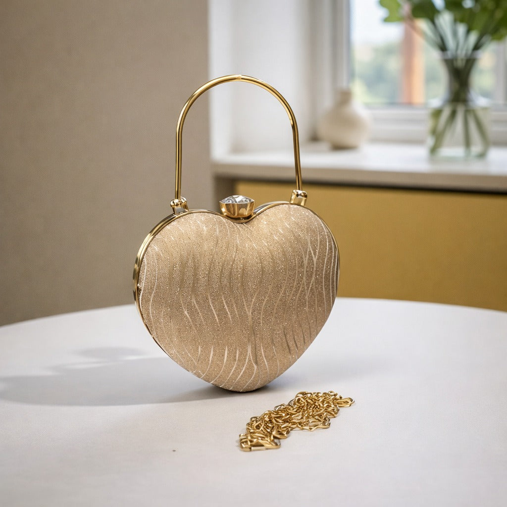 Luxury Gold Heart-Shaped Evening Clutch with Crystal Clasp & Chain Strap