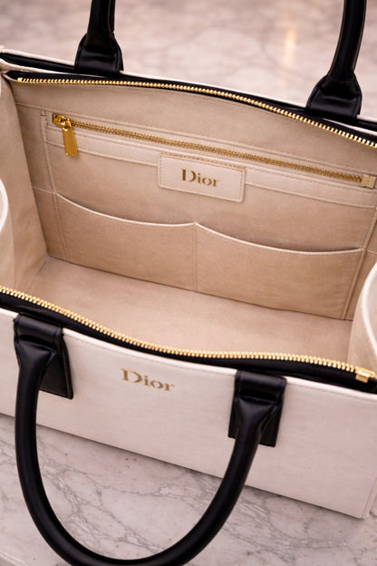 Stylish causal purse for women